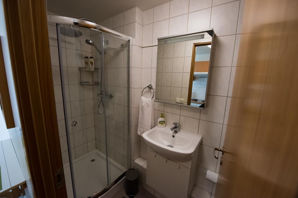 Sea View Apartment Keflavik Bagian luar foto