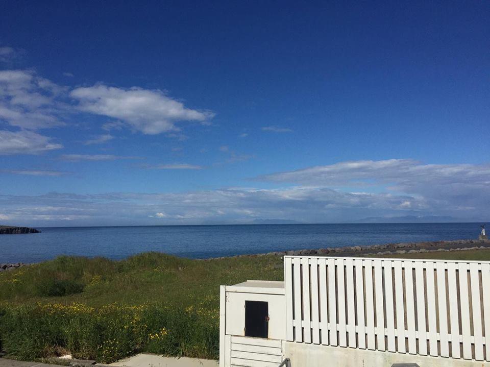 Sea View Apartment Keflavik Bagian luar foto