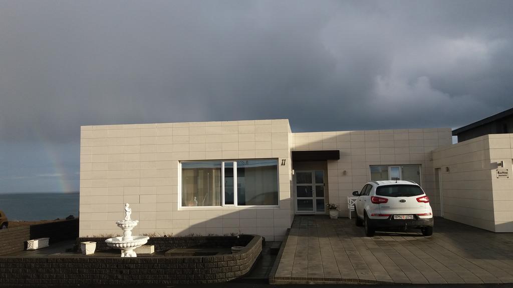 Sea View Apartment Keflavik Bagian luar foto